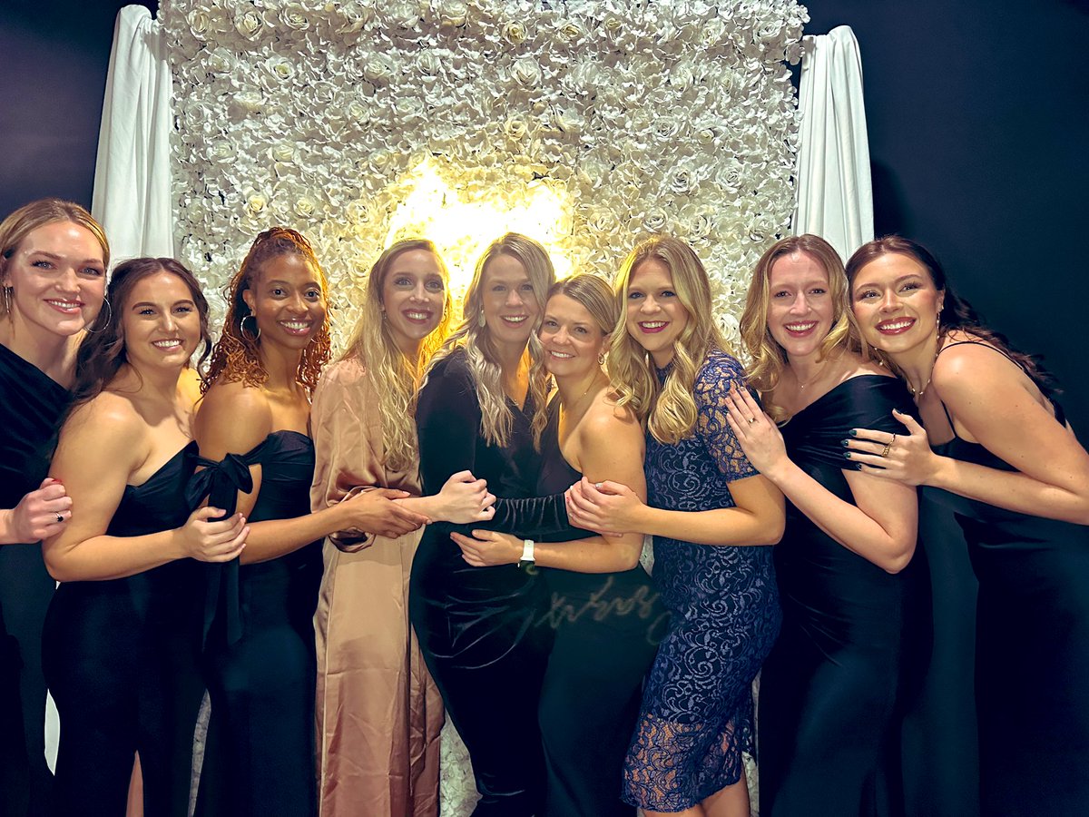 sallymccabe50's tweet photo. Nothing beats a teammate wedding. Congrats Mrs. Gilbert, you are absolutely stunning!!! 🤩 https://t.co/BfqXqSy3ur