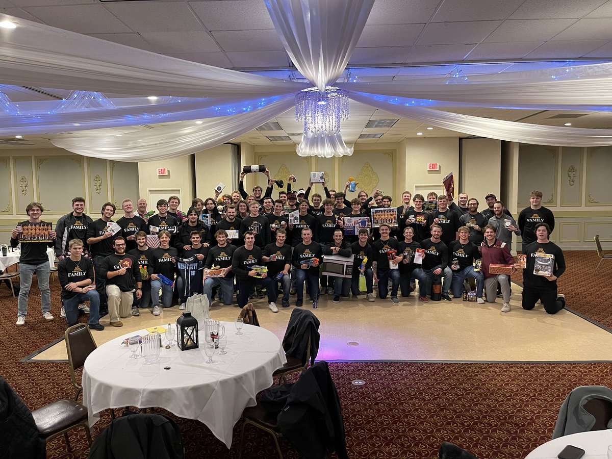 UMC Baseball tweet media