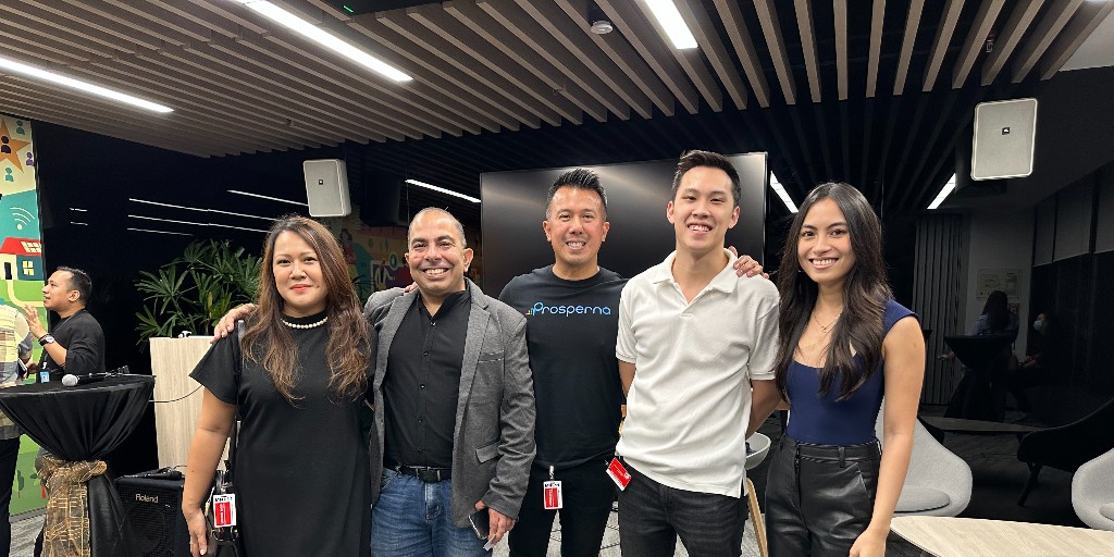 Seedstars's tweet photo. Happy to share a quick recap of the fantastic events that our team has the opportunity to join during Philippine Startup Week! 🇵🇭
Big thank you to #PHSW, @AWS, @TechShakeAsia, @igniteph, and @brainsparksph for showing us the vibrance of the country’s startup ecosystem! 🌟 https://t.co/tykMiQWKUw