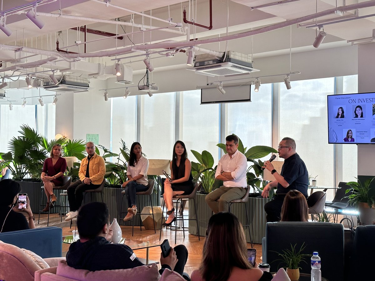 Seedstars's tweet photo. Happy to share a quick recap of the fantastic events that our team has the opportunity to join during Philippine Startup Week! 🇵🇭
Big thank you to #PHSW, @AWS, @TechShakeAsia, @igniteph, and @brainsparksph for showing us the vibrance of the country’s startup ecosystem! 🌟 https://t.co/tykMiQWKUw