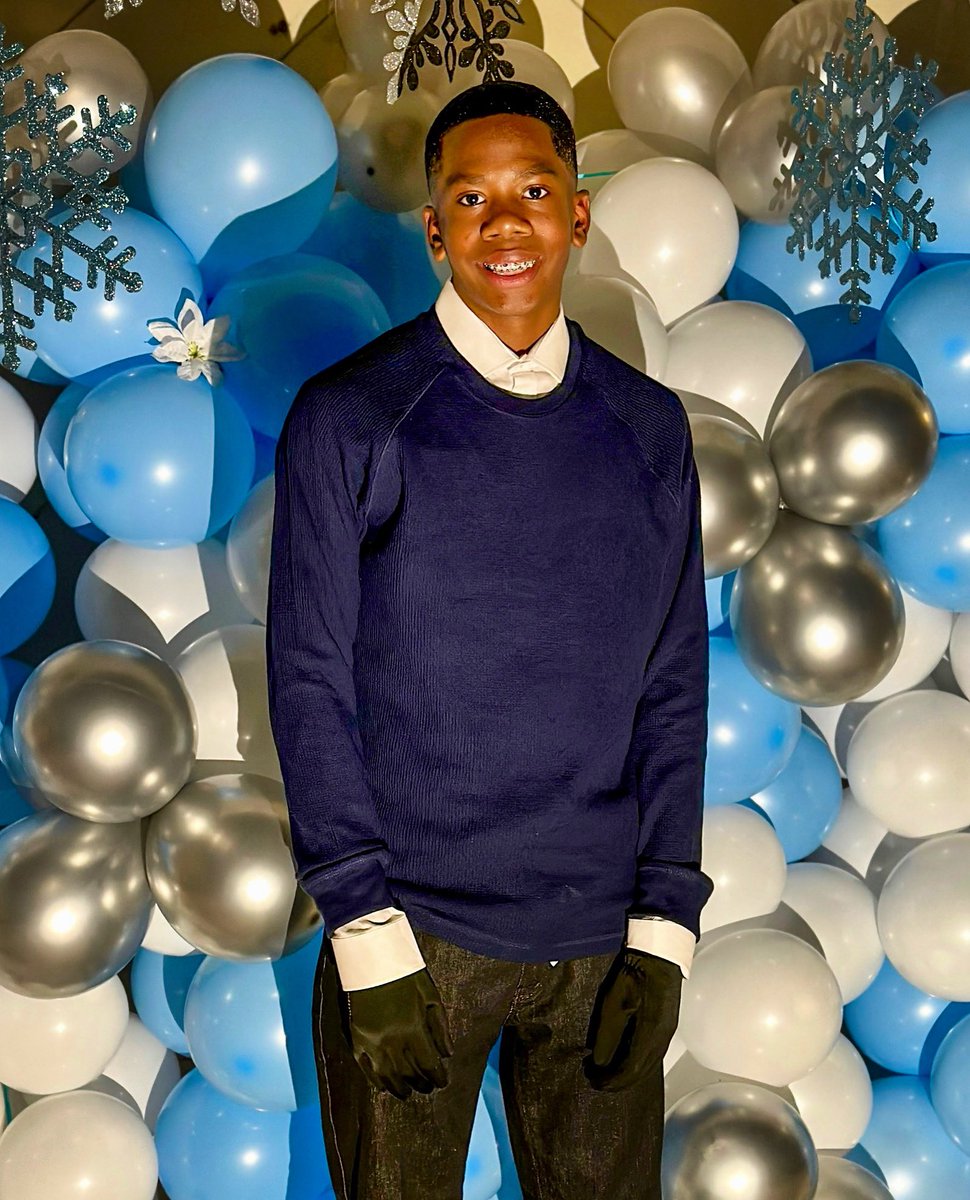 ScalesShanelle's tweet photo. Moments like this are priceless❤️ my handsome Ashton off to his 8th grade dance!
#8thgradedance #2022 #danceready #babyboy #mybaby https://t.co/z5cVAfuwqp