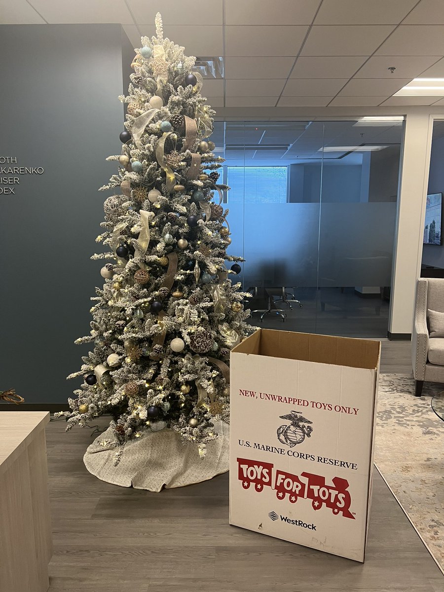 GMKE is proud to serve as a  #toysfortots toy drop location again this year.  Please come by and drop off toys to support this great charity, we would love to see you.