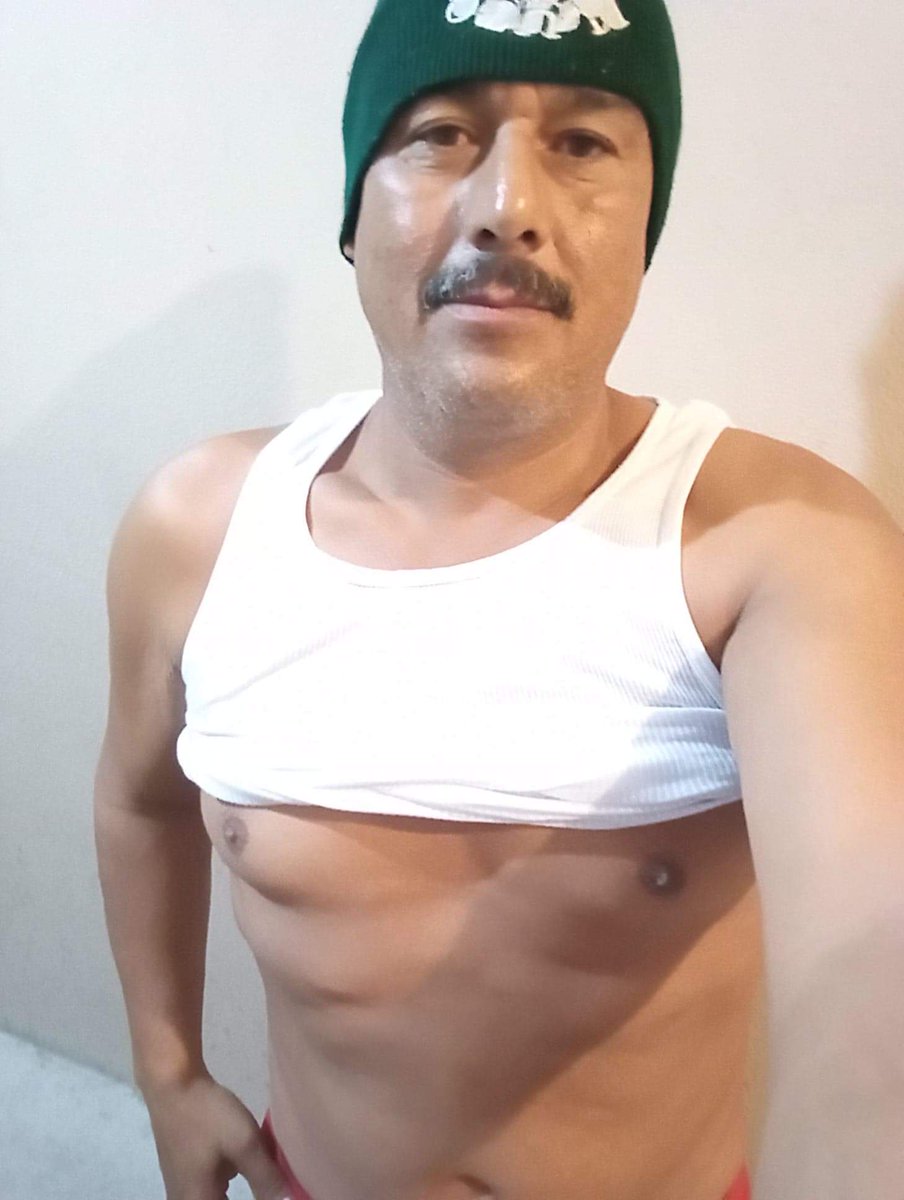 ahajah_maduro's tweet photo. Abelardo 54 años...🤤🔥 https://t.co/PVXIE4qXa5
