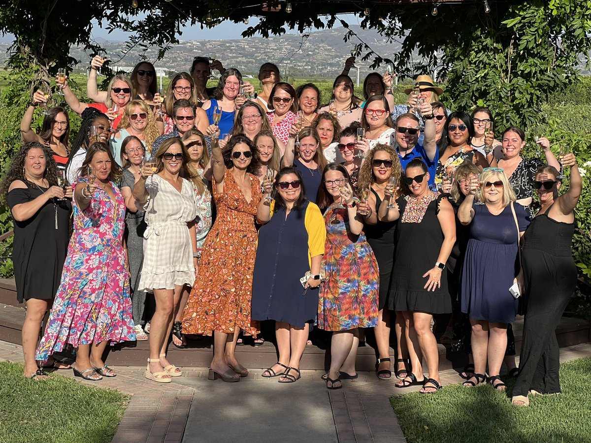 DrRandlebhz's tweet image. Well actually she’ll probably make some Tik toks starring all the #impactretreat fam cuz she will definitely need some backup tackling the big guy of the #northpole to make him put us all on the nice list cuz some of us have definitely been naughty 🤭😇😜🥴 #adventureswithAlane