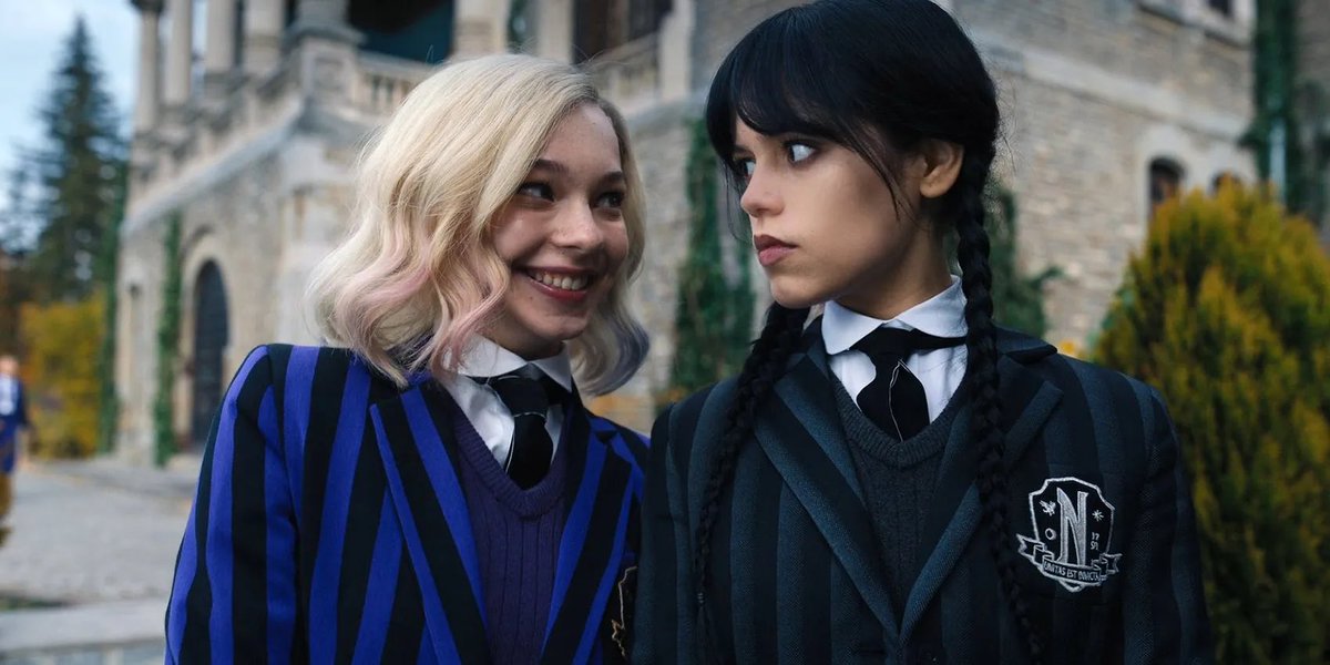 PopCrave's tweet photo. “In a perfect world, we would’ve been a thing…”

— Jenna Ortega to https://t.co/U6pL87iul9 on Wednesday and Enid being a couple in #WednesdayNetflix https://t.co/HGXWaz0RYA