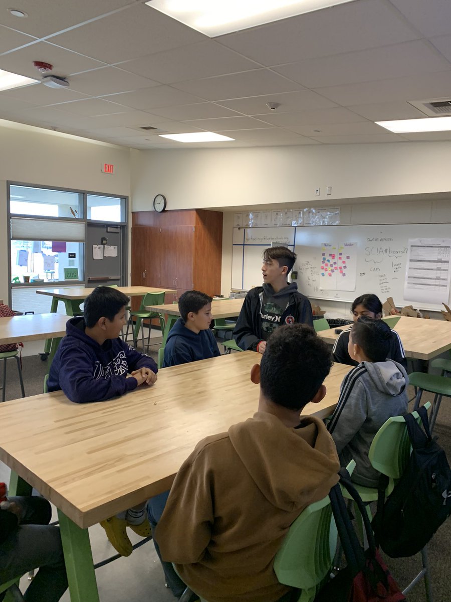 jenlsanders's tweet photo. Another Community Project in action! Xavier shared his knowledge and expertise about robotics with our 6th graders! Great job Xavier! #ibmyp #ibcommunityproject #greatertogether @SCIABEARS @IBinBSD https://t.co/YyDxYxI6L7