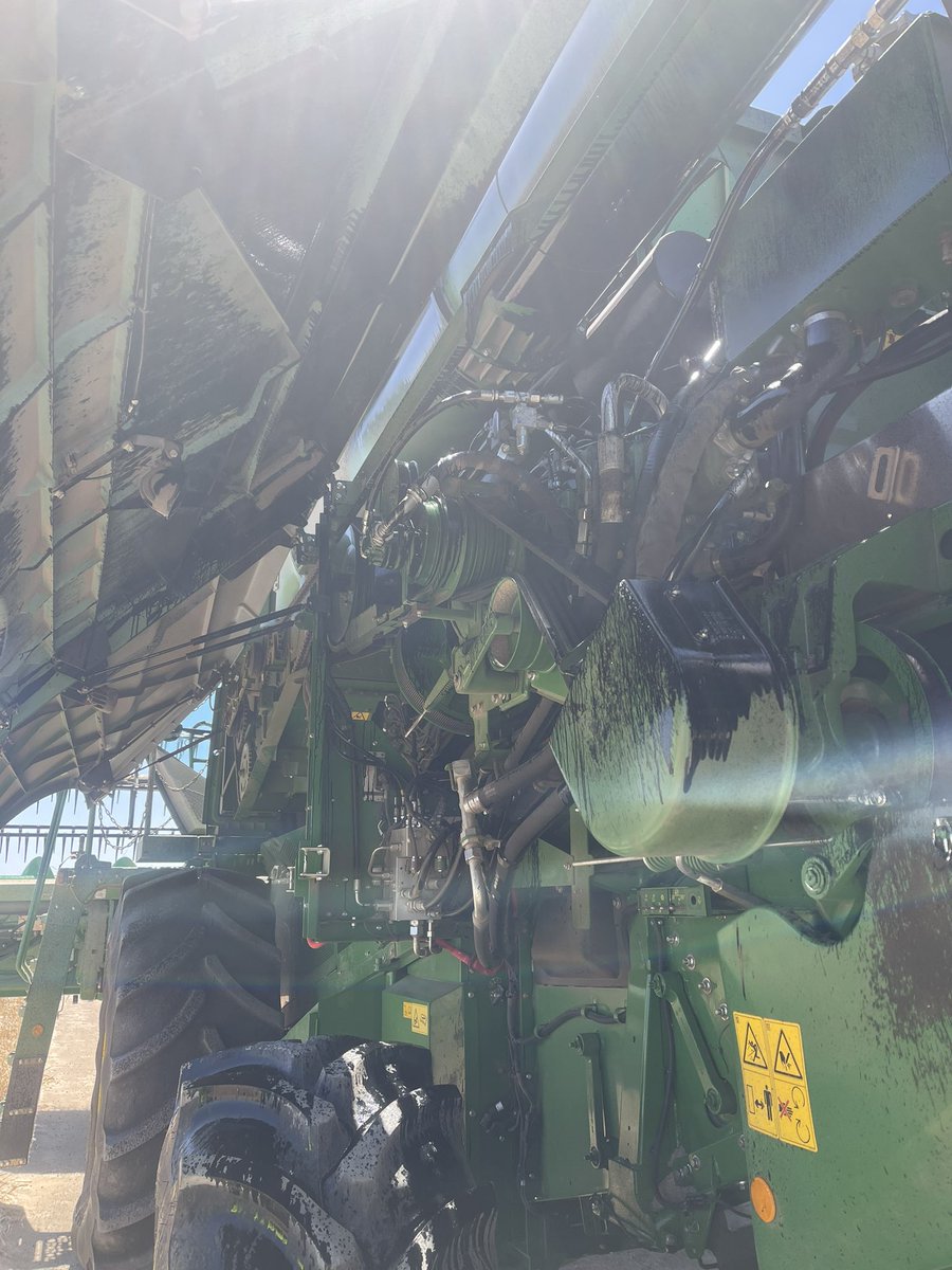 Super grateful to the team at #afgri Lake Grace for their response to getting this going again after a turbo failed.  Don’t care what colour it is, dealer support is everything.