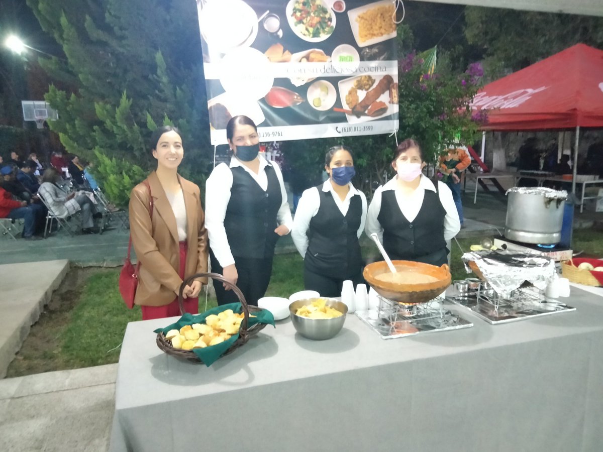 ferdues's tweet photo. Participacion en la XXIII Muestra Gastronómica del Seminario Durango, Dgo. en sus instalaciones
1 diciembre 2022.
@HCasablancaDgo https://t.co/KieFHXzuW1