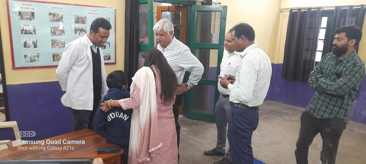 cbnasirabad's tweet photo. इसके बाद विशेष बच्चो के उड़ान स्कूल का निरीक्षण किया। बच्चो एवं अभिभावकों ने बहुत खुशी जाहिर की। निदेशक द्वारा आगंतुक पुस्तक में कार्य में संलग्न सभी स्टाफ की प्रशंसा की गई। उनके द्वारा महाराणा प्रताप सागर एवं फूल सागर का भी निरीक्षण किया गया।
@aajayced1001 @sonamley https://t.co/yQ4Pbp3Rnp