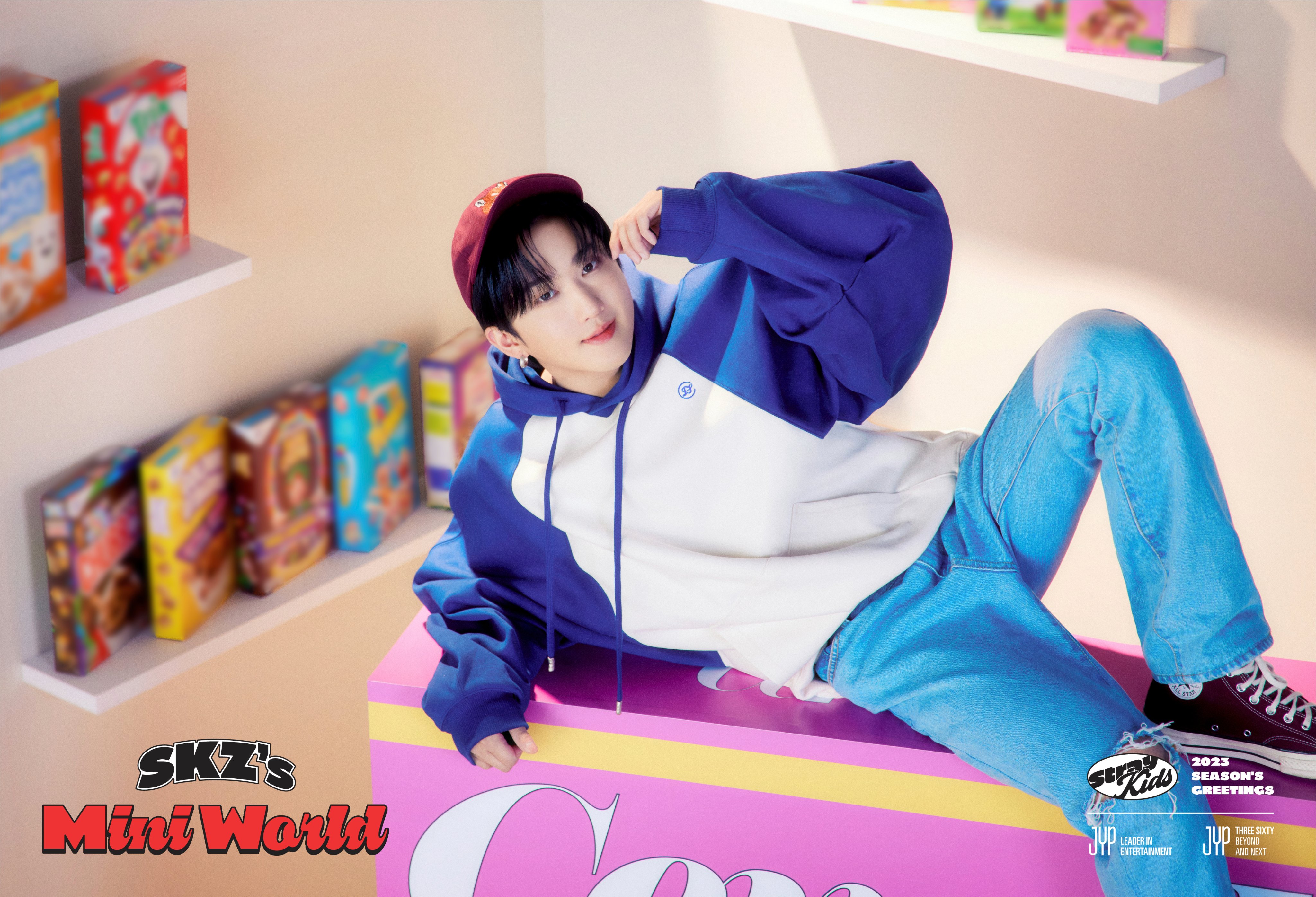 Stray Kids - 2022 Season's Greetings, Room Mates - Amazon