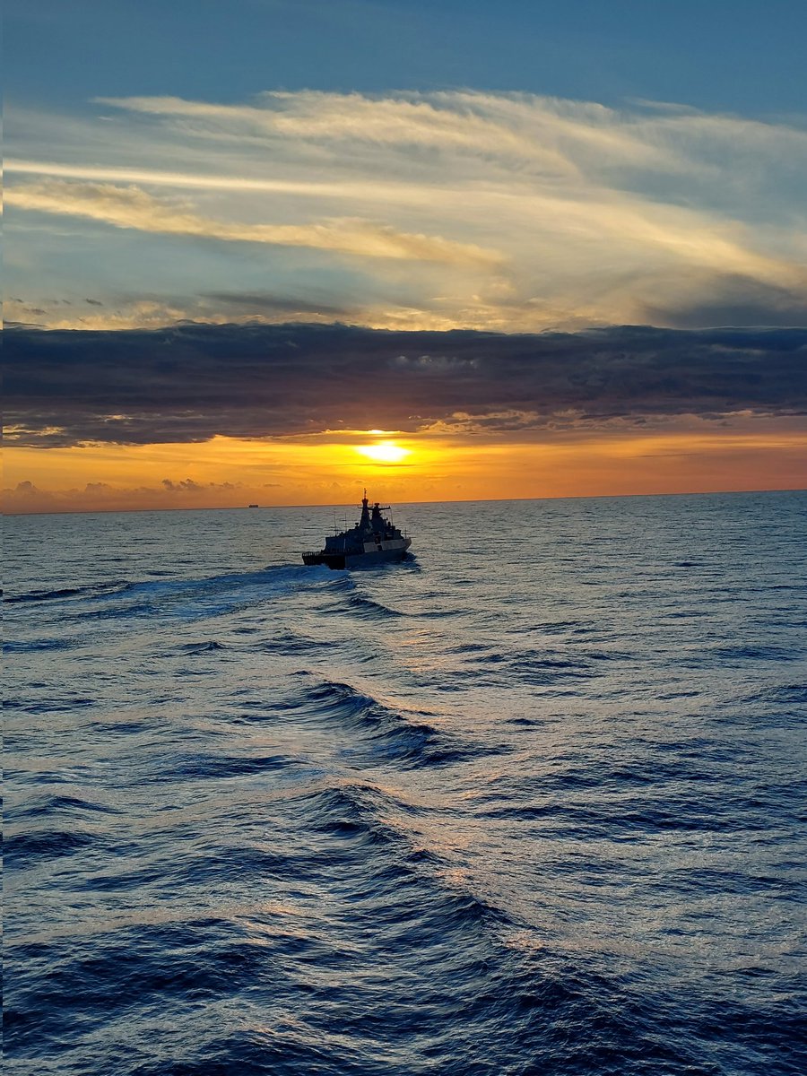 RFAArgus's tweet photo. #algeria #algeriannavy #Opachillian #BetterTogether #ukinAlgeria #RFAheadquarters departing  after some training with our Algerian counterparts. https://t.co/uwOS8qUM6n