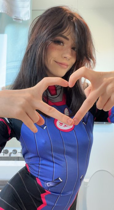 Watch hannah owo ♡'s leaked NSFW photo on TwXstars