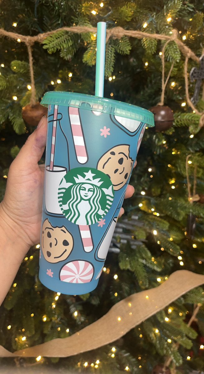 Moniscustomdsgn's tweet photo. 🎄 https://t.co/208KStHxJ1