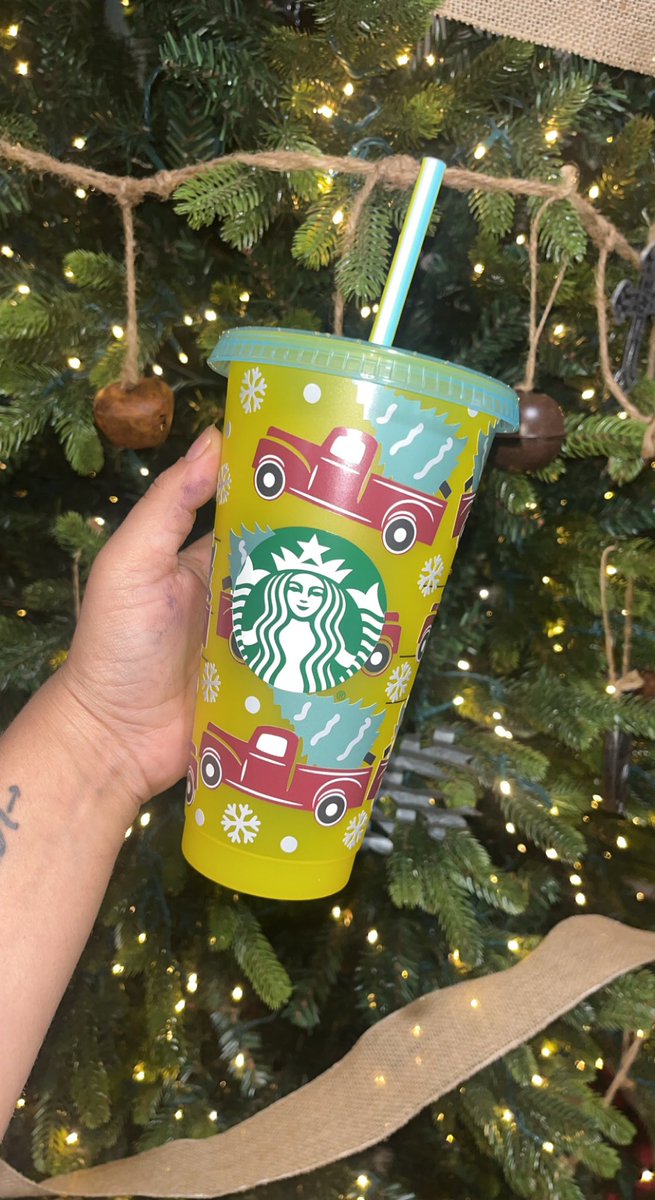 Moniscustomdsgn's tweet photo. 🎄 https://t.co/208KStHxJ1