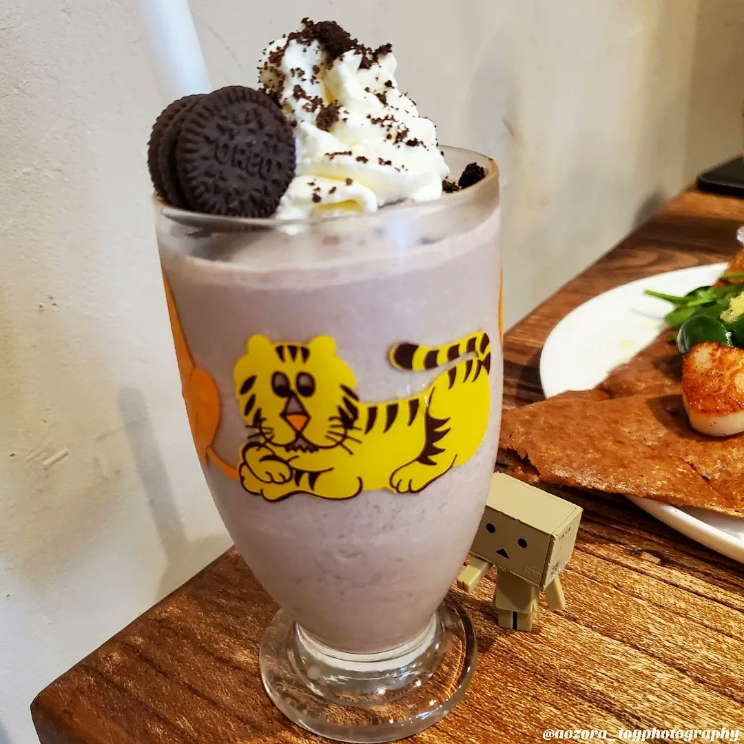 Aozora_volg's tweet photo. [　●　▲　●　]: Tiger cup!🐯

#がしゃぽん #gashapon
#toyphotography #toystagram #toyart #arttoytu
#紙盒人 #紙箱人 #阿愣 #danbo #danboard #nyanboard #danbolover #ダンボー #ニャンボー
#danboardmini 
#開箱 #玩具開箱 
#food #foodie #foodiehk #crepe #可麗餅 #Tiger #olddays #繪本 https://t.co/vi3tBR7dmZ