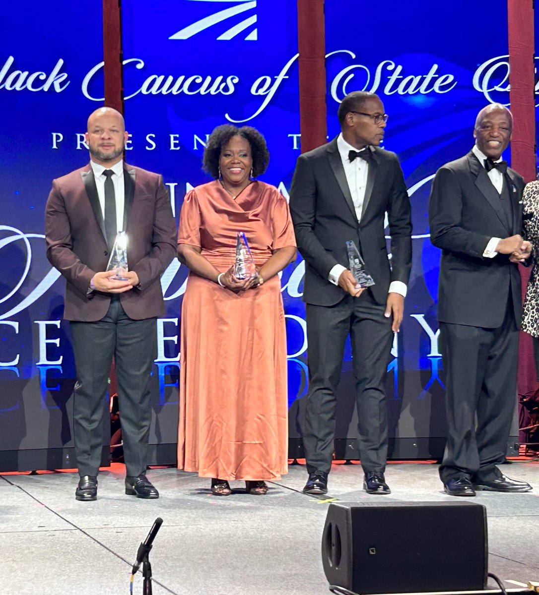 sclbc1's tweet image. Representative John King received the Regional Legislator of the Year Award during #NBCSL 2022 Annual Conference