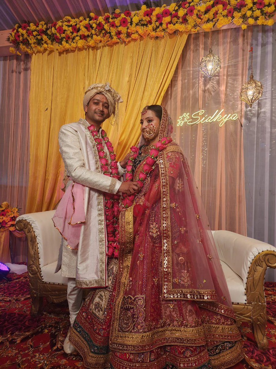 VRMaritime199's tweet photo. Heartiest Congratulations to our 2nd Officer Siddharth Sharma and Saumya. I was lucky to attend marriage at Kullu Himachal Pradesh alongwith few Seafarers. God bless the newly married couple. https://t.co/GcLdttXPAy