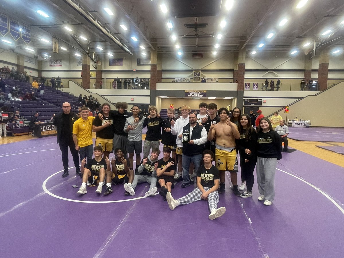 Coach Slade tweet media