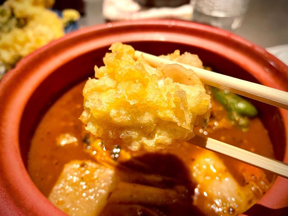 jtfb's tweet photo. 【Instagram】札幌北1西4:スープカレー しゃば蔵 / 真ダチの天ぷらスープカレー ¥1500。期間限定メニュー真鱈の白子天、美味!😆
https://t.co/rtvrabVqWz
#スープカレー
#札幌 #北海道
#真ダチ #真鱈の白子 #天ぷら
#curry #soupcurry
#sapporo #hokkaido
#pacificcod #softcodroe
#tempura https://t.co/QgCfET5aYo