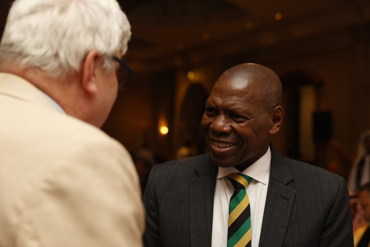 🔴Dr Zweli Mkhize Gets Hosted By UAE Embassy🔴

ICYMI- ANC Presidential hopeful Dr Zweli Mkhize was yesterday hosted by the UAE 🇦🇪 embassy. Mkhize attended the 51st celebrations hosted by the ambassador H.E Mahash Alhameli.