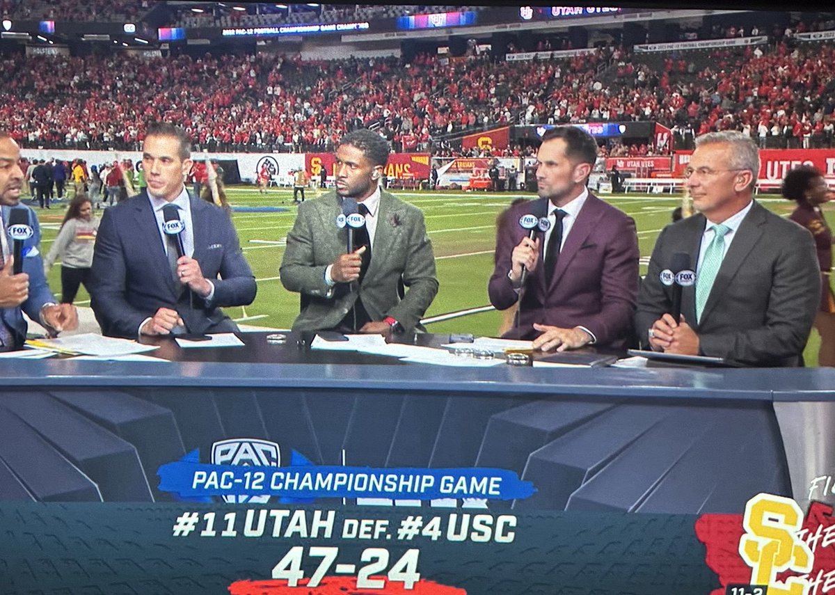 Reggie and Matt do not look so happy.   Their team just had their dreams crushed and butts spanked on national tv.  David beat Goliath, again. #GoUtes #utahfootball #pac12championship #uscfootball