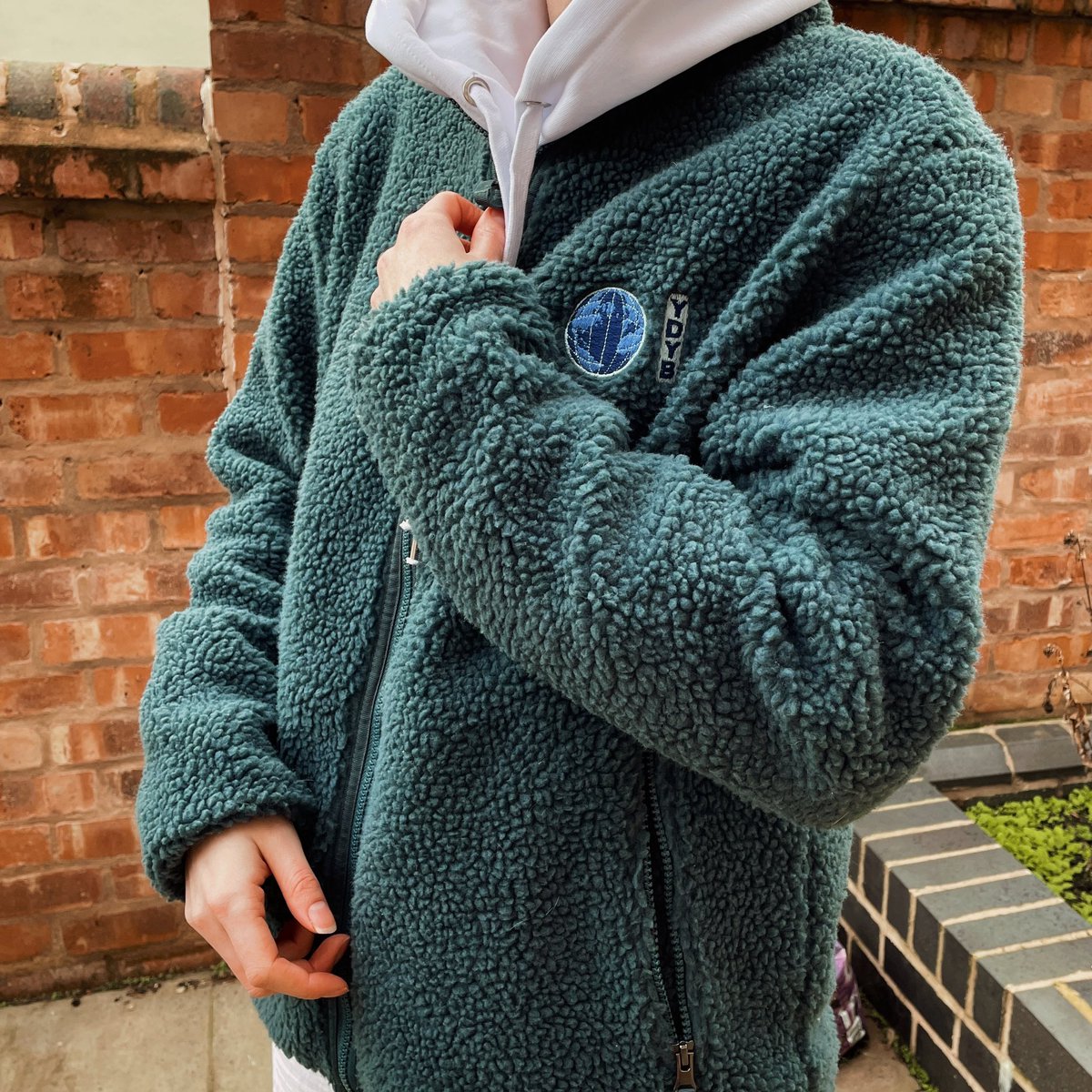 YDYBSHOP's tweet photo. “GLOBE” fleece pile jacket in natural + sea 🌊 https://t.co/qPsJz7lpXc