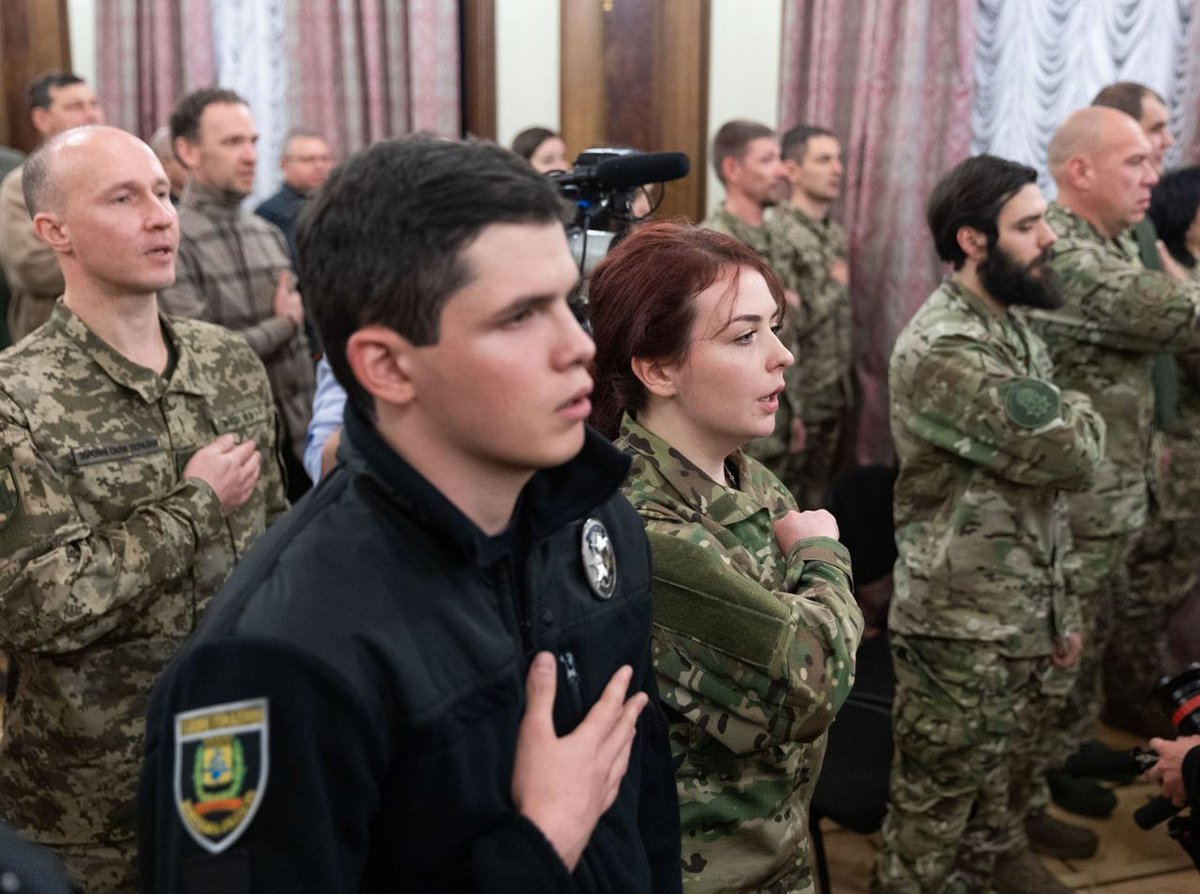  fanwai on twitter zelensky met with the released ukrainian