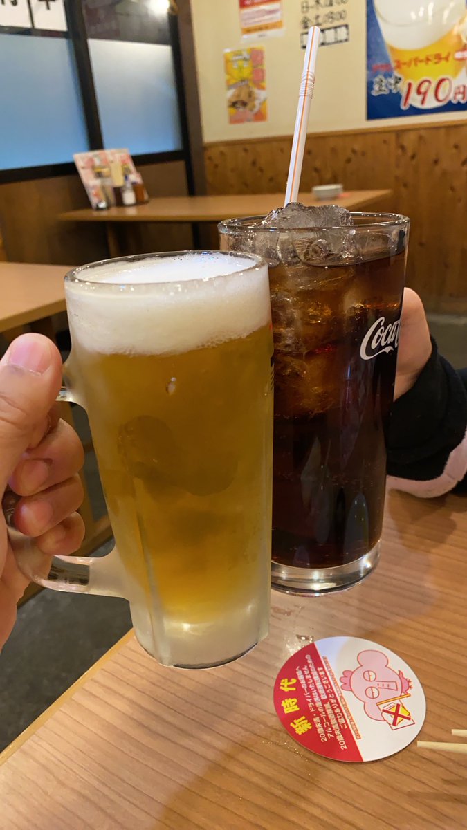 jq2wkq's tweet photo. @otake0305 @neko_0106 私は娘とW杯期間中にデートなう(・∀・)b https://t.co/keUsyrDCRI