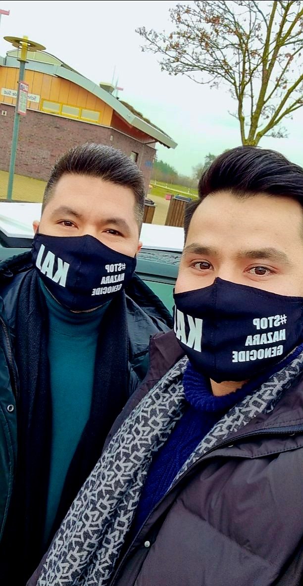 Zabi__azizi's tweet photo. تا ساعات دیگر در دادخواهی بزرگ برلین برای توقف نسل کشی #هزاره_ها

#StopHazaraGenocide 
@MBGholampour
@HarunRozbehB
@AFIntlBrk 
@bbcpersian https://t.co/FkOe9GKckU
