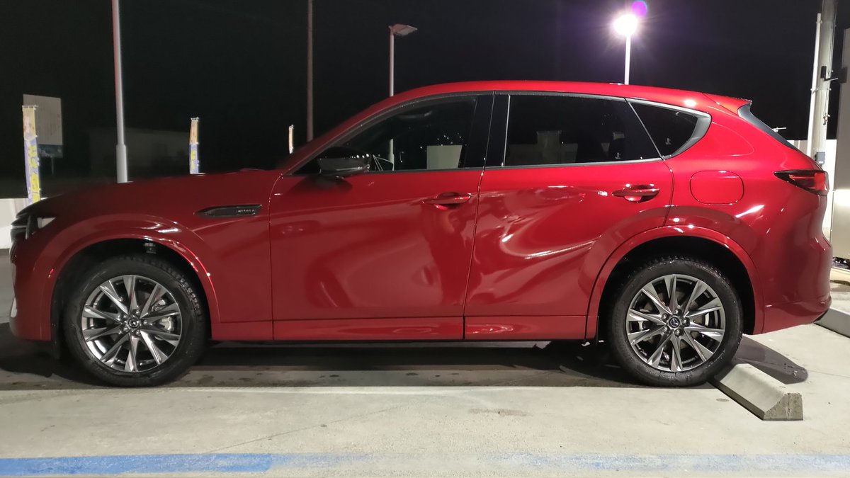 2525hayabusa's tweet photo. 1ヶ月点検ついでにスタッドレスに交換
CX-8の純正ホイール格好いいかも…
#MAZDA
#CX60 
#スタッドレス
#DMV3 https://t.co/nCaVuzT5G7
