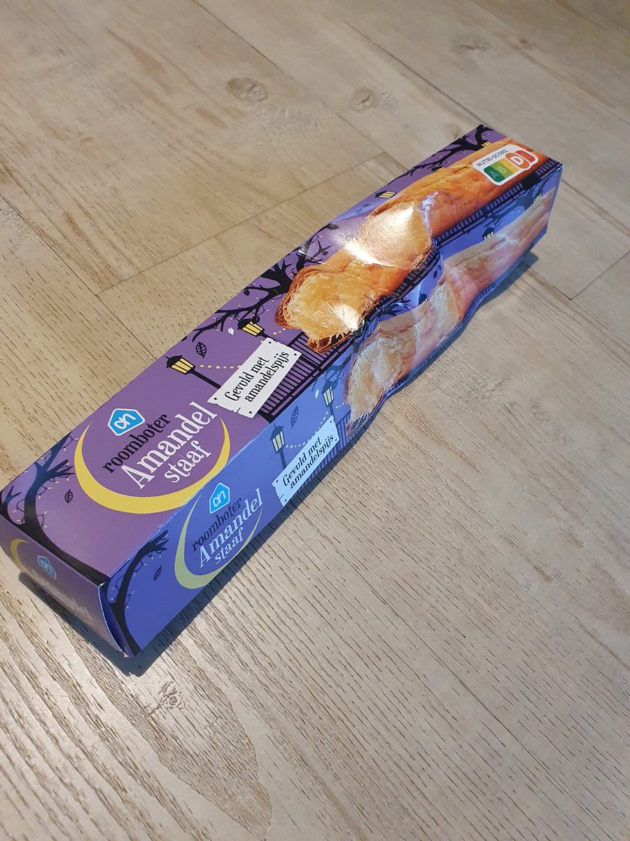 WvdHaterd's tweet photo. @albertheijn Een hele verbetering. Deze week is de verpakking wel gevuld, maar nu is deze door het inpakken in de krat compleet vermorzeld. Deze week dus weer geen amandelstaaf bij de koffie. Toch maar weer zelf boodschappen gaan doen? #getyourshittogether #doehetnoueensgoed #benhetzat https://t.co/Misw9ZMKhZ