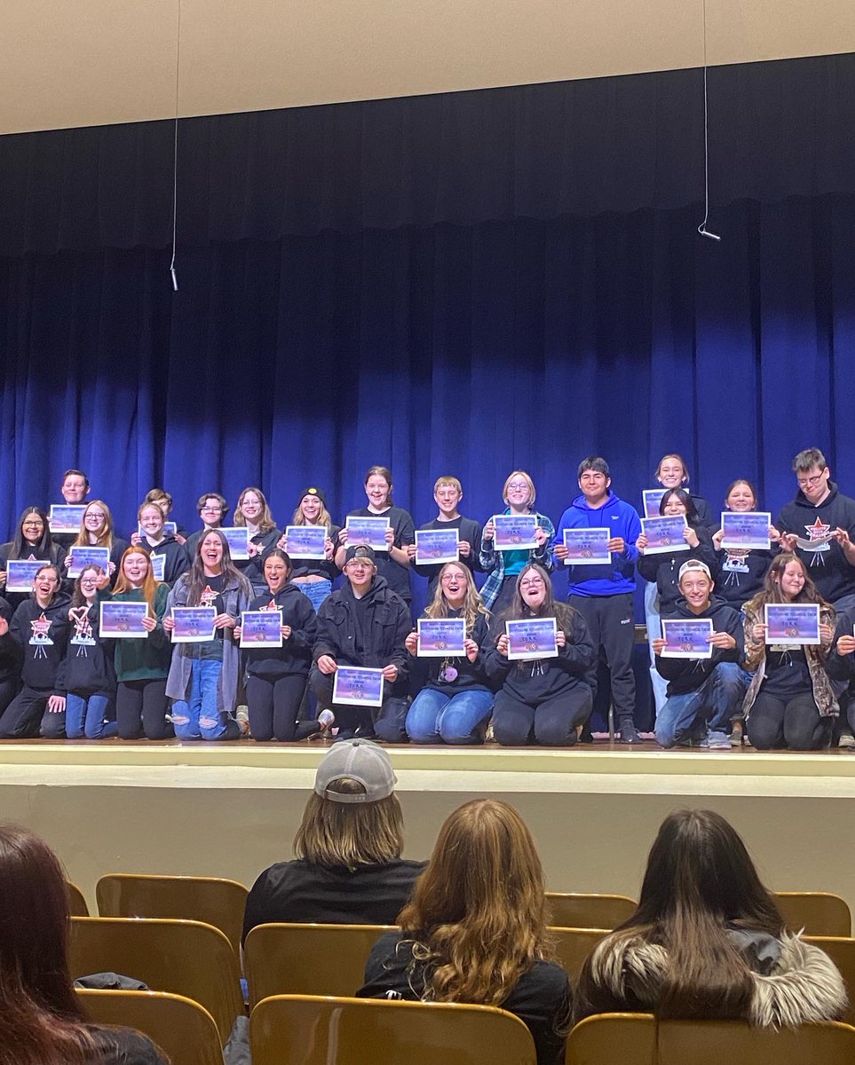 York1ActSpeech's tweet photo. The York Dukes are the NSAA B-2 District Play Production Champions! #yordukes https://t.co/pbaiI14Nei