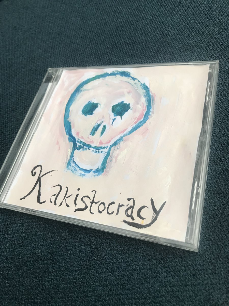 Kristian_Bach's tweet photo. Morgensoundtrack. Ed Harcourts "Kakistocracy". Instrumental, udgivet fysisk i 50 eksemplarer, hvert med unikt cover, som Harcourt alle malede den 20. januar 2017, dagen hvor Trump blev indsat, og som kunne købes, pay-what-you-want, i én time samme dag. #ArtTrumpsHate https://t.co/9JSCIjBeNd