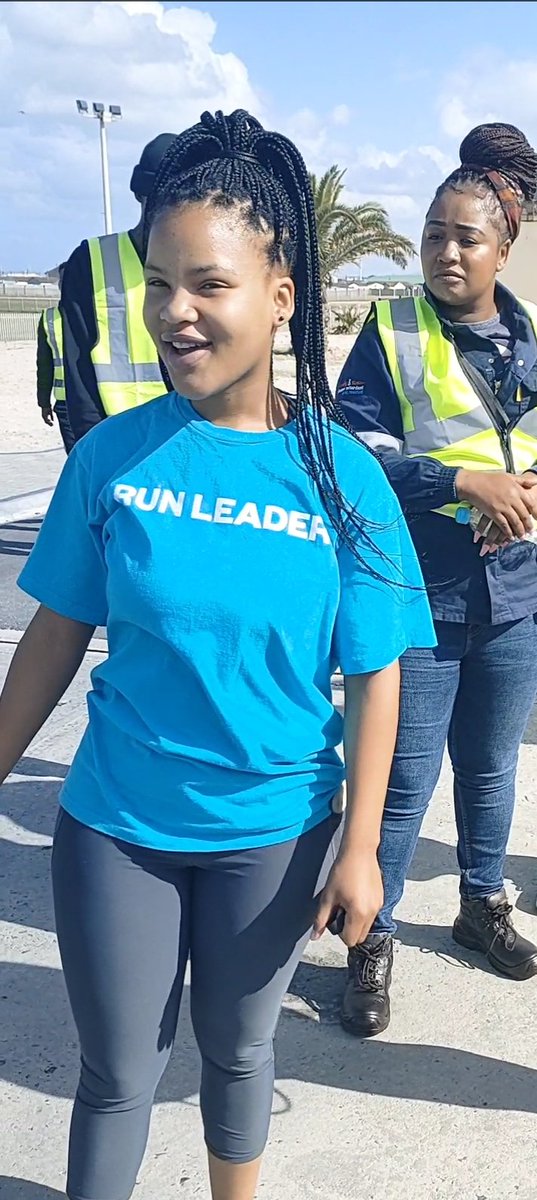 Dsttviljoen's tweet photo. #CityzensRun4CleanAir led by the dynamic Lihle Back Student in Water and Environment Science and passionate about climate justice. Khayelitsha residents welcomed and supported us on our run to raise awareness about air pollution.@dsigovza @UrbanBetter https://t.co/dUbGDLAAfq
