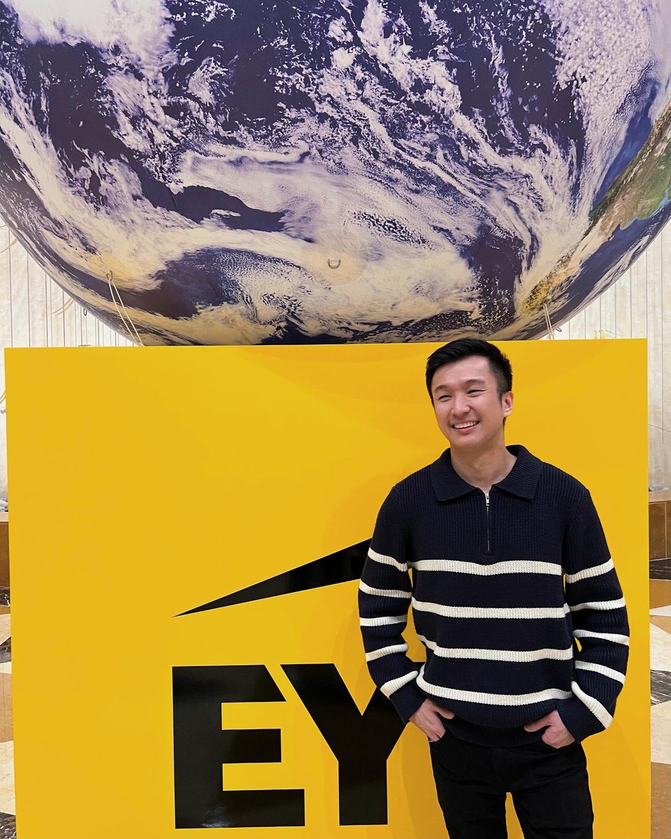 larrylapid's tweet photo. What a great time to celebrate a new milestone with more than 8,000 EY colleagues. Forever grateful for this opportunity. #EYMilestones #BetterWorkingWorld https://t.co/9dTWzsmXPE