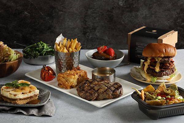Whether it's a succulent Sirloin or selection of sides, enjoy it all in the comfort of your own home🏡 . Head over to our website to Click & Collect your order from your nearest Miller & Carter bit.ly/3FgNmqf #millerandcarterathome #clickandcollect