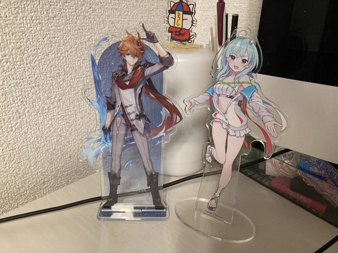 推しがデスクにいるの助かりすぎ