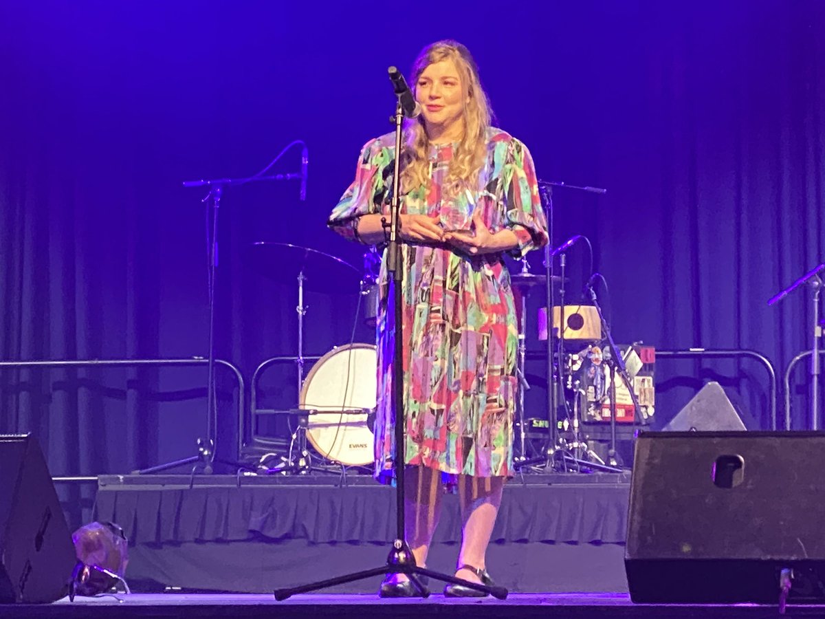 AdPhaAU's tweet photo. Congratulations to 2022 SHPA Early Career Pharmacist of the Year: Benita Suckling! Honoured for being a driver of innovation and source of inspiration and mentorship for other early career pharmacists. #MM2022SHPA https://t.co/kPuPq0N2ge