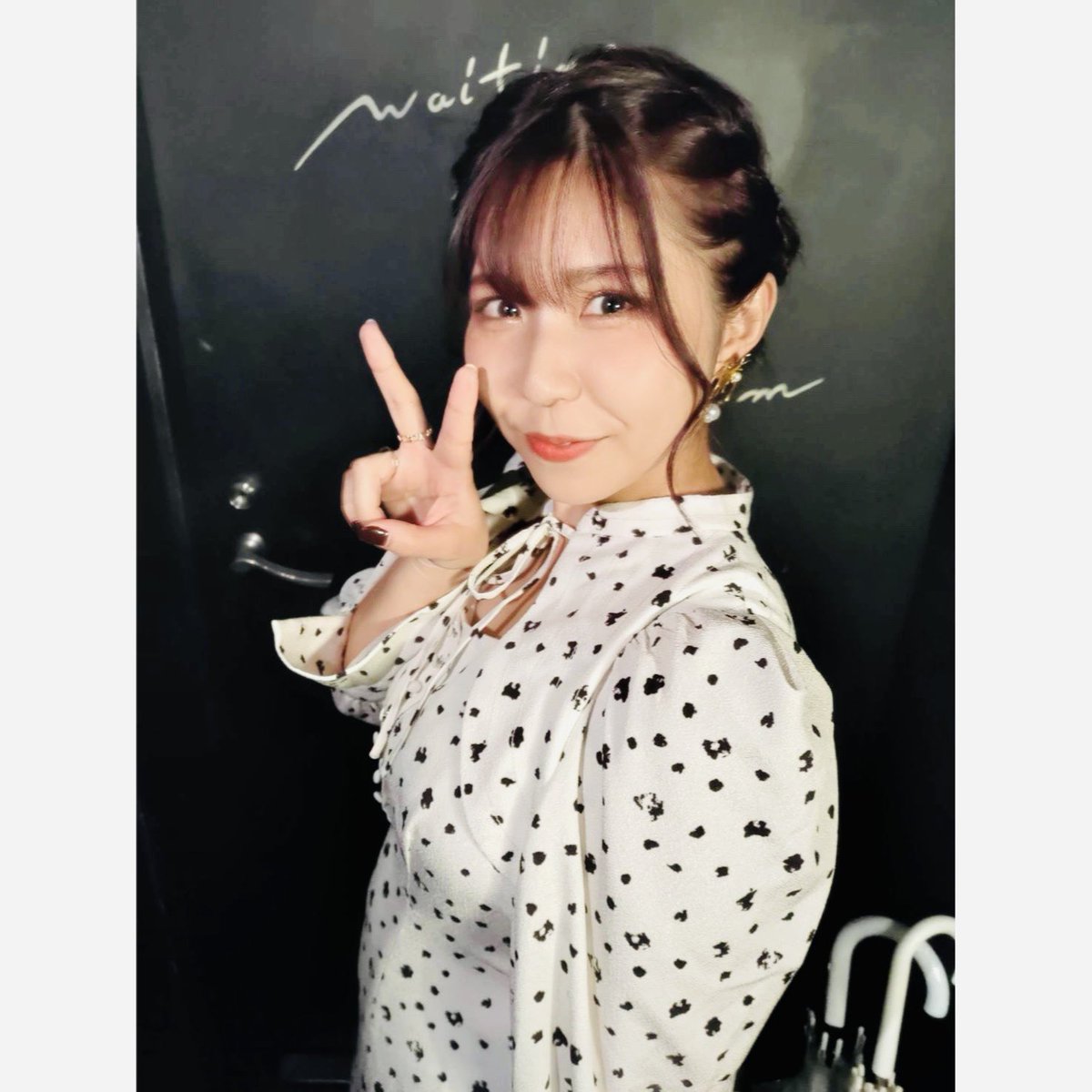 KoideMisato's tweet photo. #しゃなり
ご来場ありがとうございました！
新しい歳のスタートを大好きなみんなとステージで過ごせて、私にとって
これ以上の誕生日のしあわせはありません。

まだまだ歌っていたいんだ。
一緒に過ごしたいんだ。
いろんな景色を見たいんだ。
だから少しおやすみ。

私は必ず戻ってくるからね。🍠 https://t.co/K0fpvAquR6