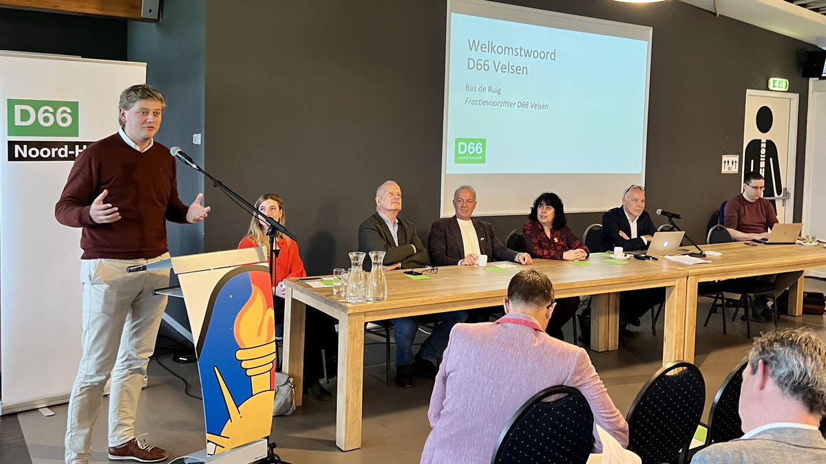 D66NoordHolland's tweet photo. Regiovergadering van #D66NH in Velsen vandaag. Het verkiezingsprogramma gaat vastgesteld worden voor #PS2023 #PSNH https://t.co/RFLibcUD7g
