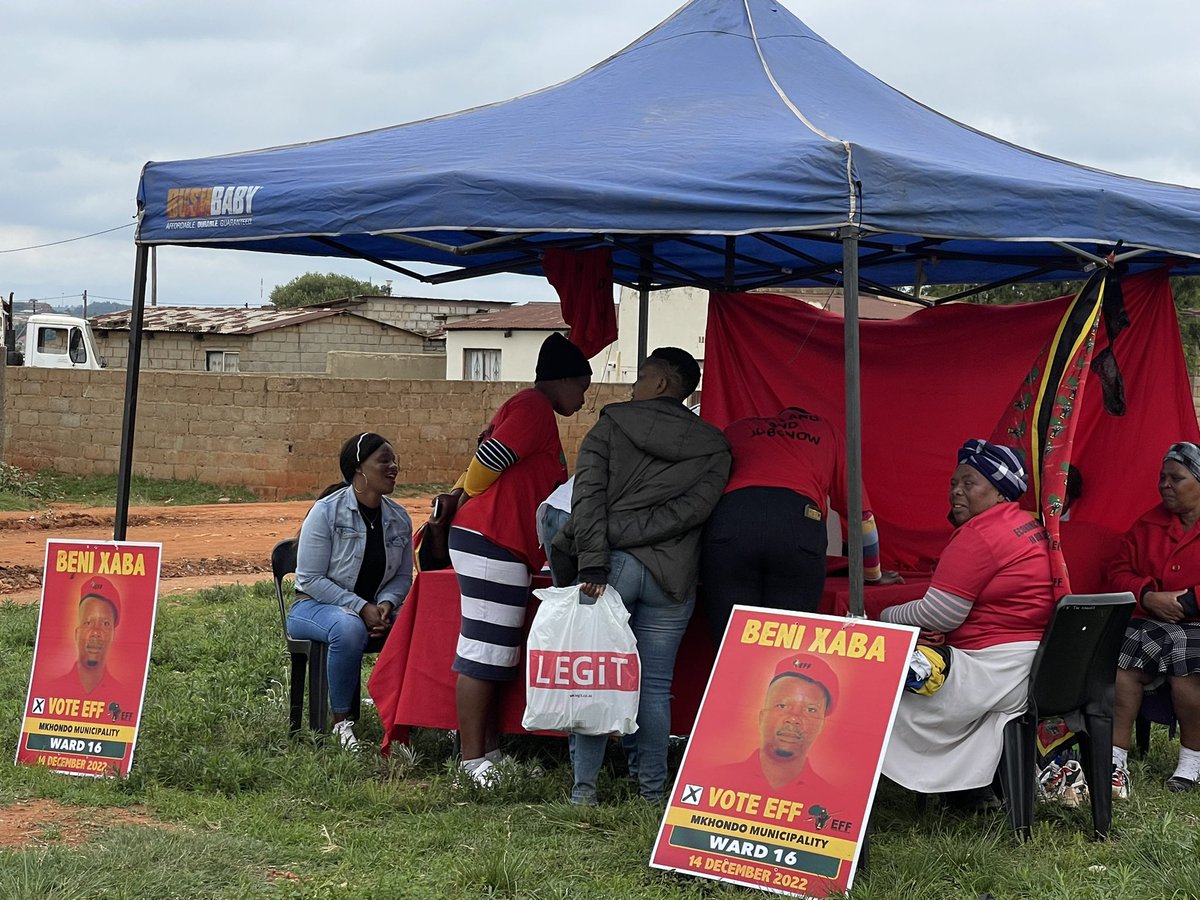 Ward 16 soccer tournament,ladies soccer currently playing. We are EFF Volunteers 👊🏿