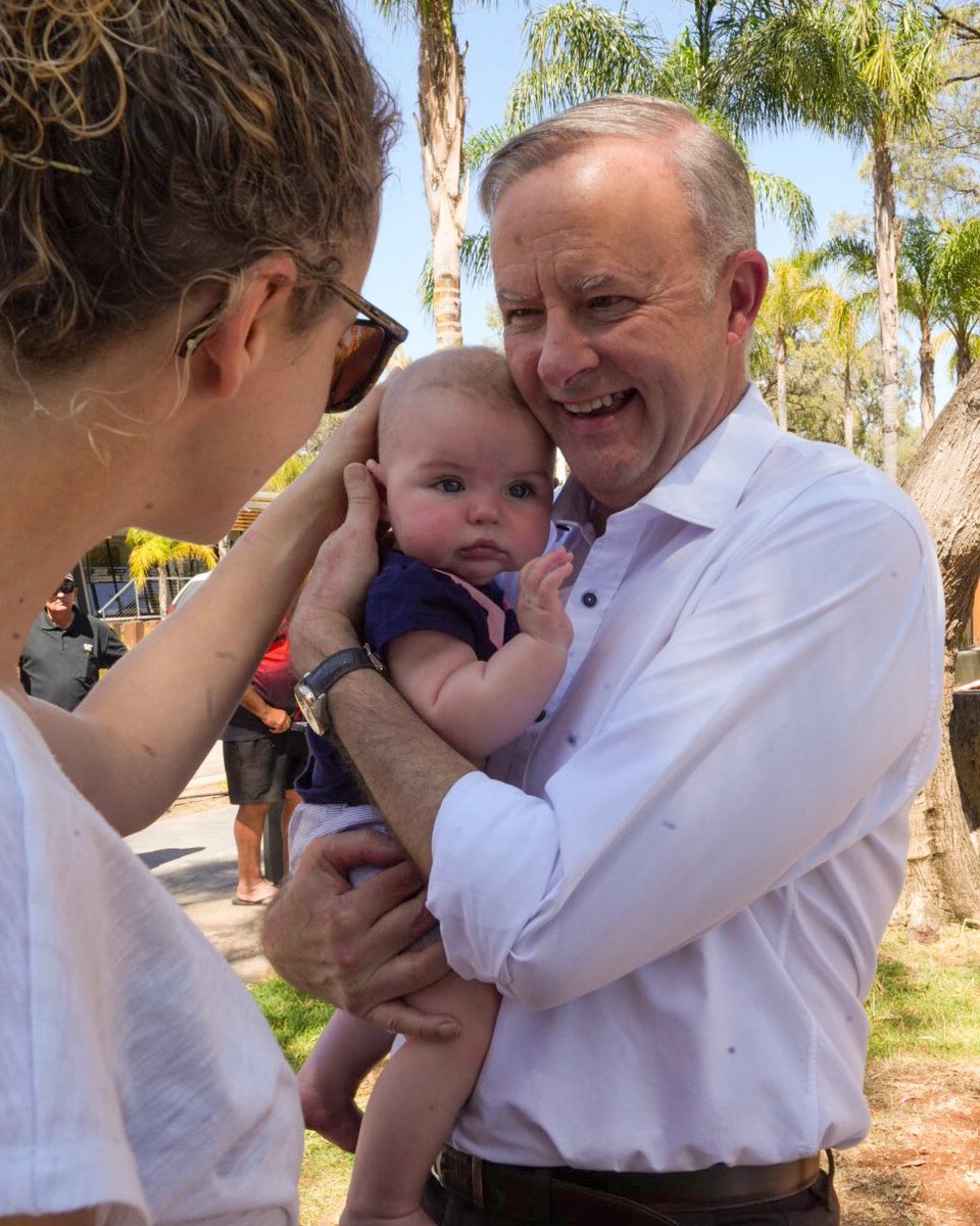 AlboMP's tweet image. Delightful to meet Mia today. Her parents told me she was born half an hour after the polls closed on May 21st, giving us both a reason to celebrate the day.