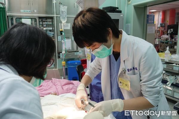 最暖急診女醫！
TSEM以您為榮！

ettoday.net/news/20221201/…