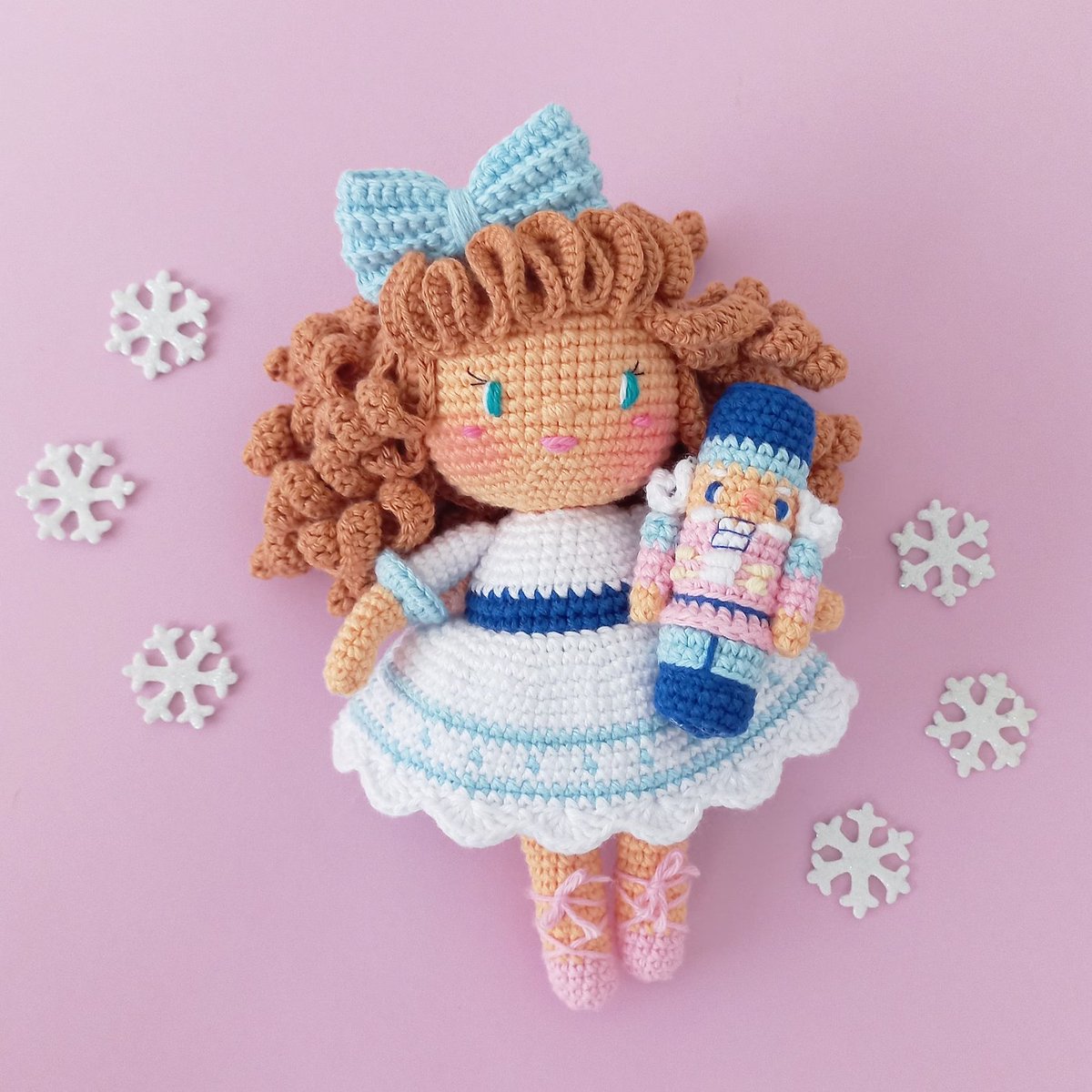 chattypatra's tweet image. Here's a sample of the #crochet patterns! 🥰😍🎄#Christmas #TheNutcraker (It's not my shop and I'm not an affiliate; thus, I get zero commission; simply sharing this because I love beautiful things.)