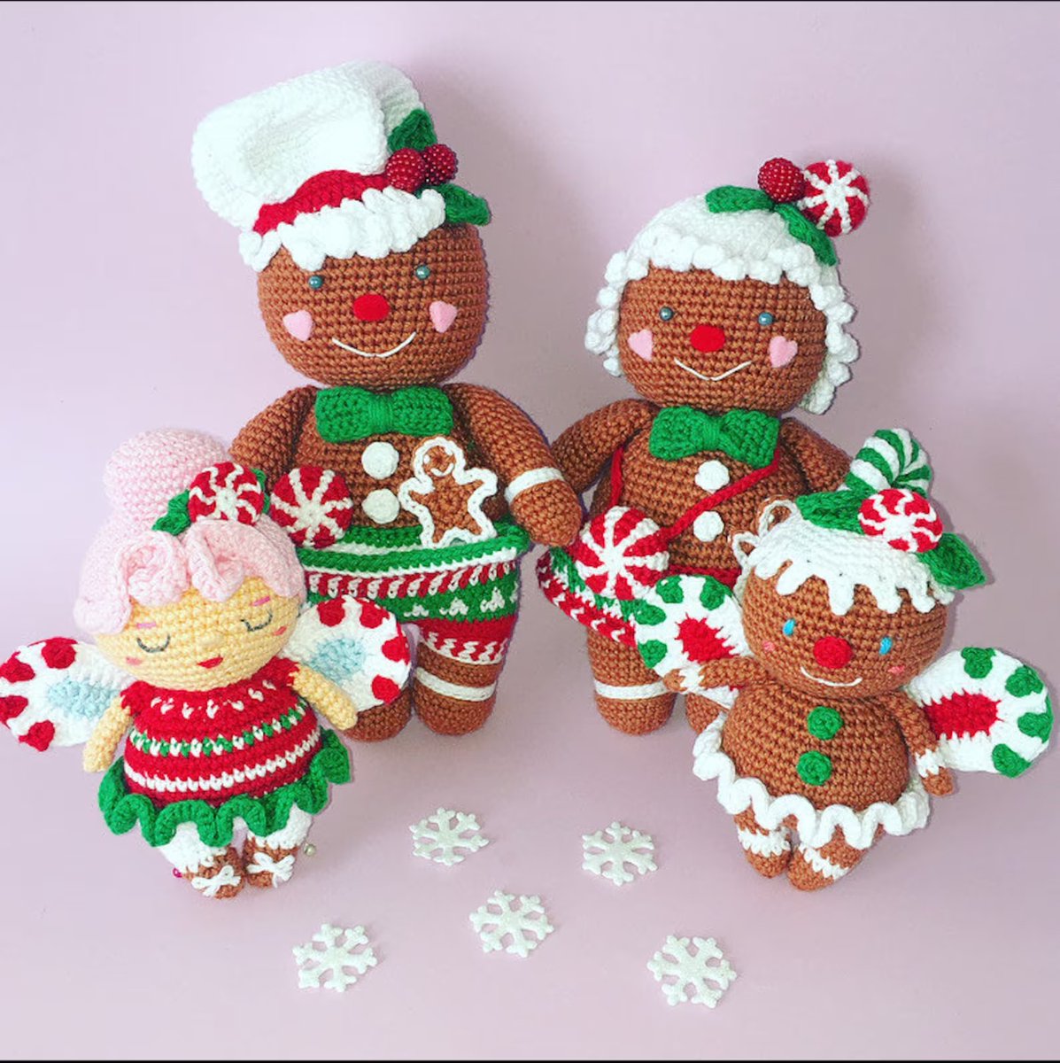 chattypatra's tweet image. Here's a sample of the #crochet patterns! 🥰😍🎄#Christmas #TheNutcraker (It's not my shop and I'm not an affiliate; thus, I get zero commission; simply sharing this because I love beautiful things.)