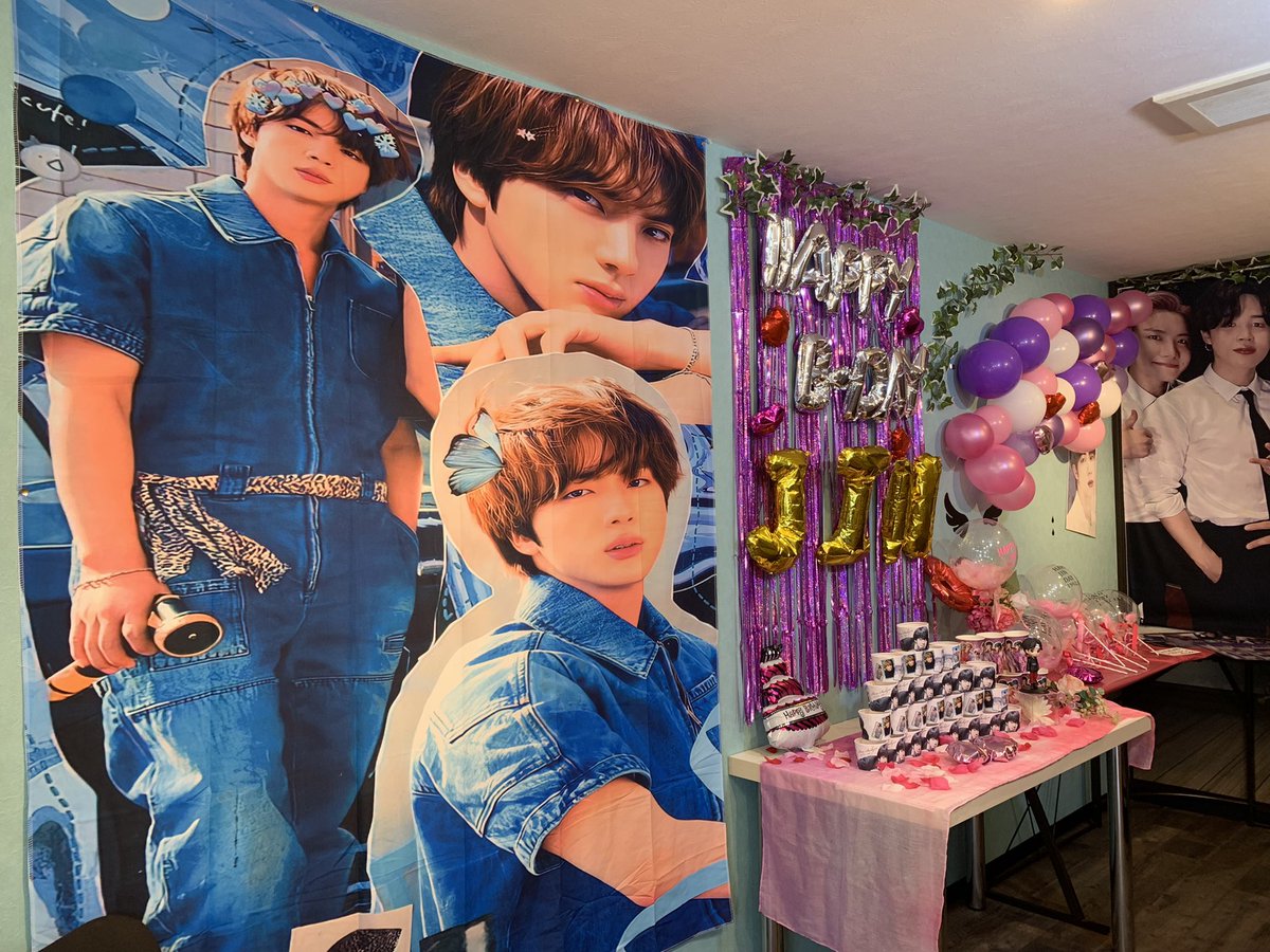 tomahawklove111's tweet photo. 初めて36cafe行ってきました💖💖
すっごいたくさんのカプホと、
優しい店員さんでホッコリしました✨
チヂミもゲットしました💖
#36cafe #ジンセンイルカプホ https://t.co/Ta5Ncl1sUd