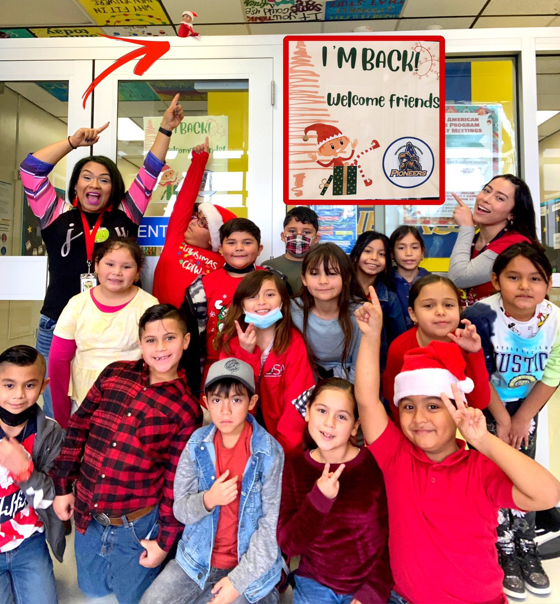 iLunaMode's tweet photo. L👀K who we found!!!! 
#ElfOnTheShelf #ProudPioneer https://t.co/x84YievOZ9