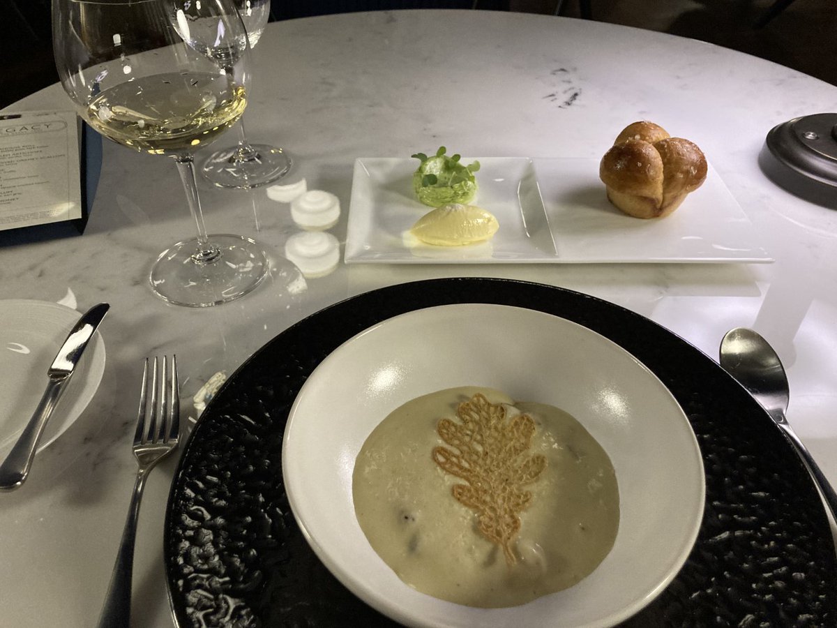 The MICHELIN Guide tweet media