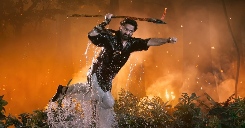 RottenTomatoes's tweet photo. #RRR helmer S. S. Rajamouli beat out Steven Spielberg, Sarah Polley, Darron Aronofsky and more to win Best Director at the #NYFCC Awards.