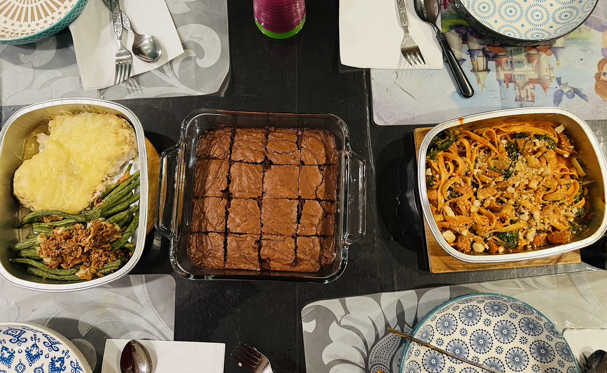 sprintel's tweet photo. Thank you to the #realhomechef!! Oven ready meals saved the day when both of us (parents) have been down with the flu and the kids decided to cook https://t.co/BJYX9bDPap